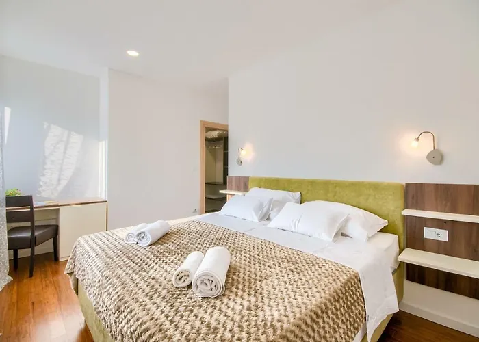 K&t Sea Side Luxury Gostinjska kuća 4*