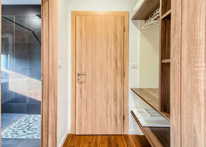 Πανσιόν K&t Sea Side Luxury 4*